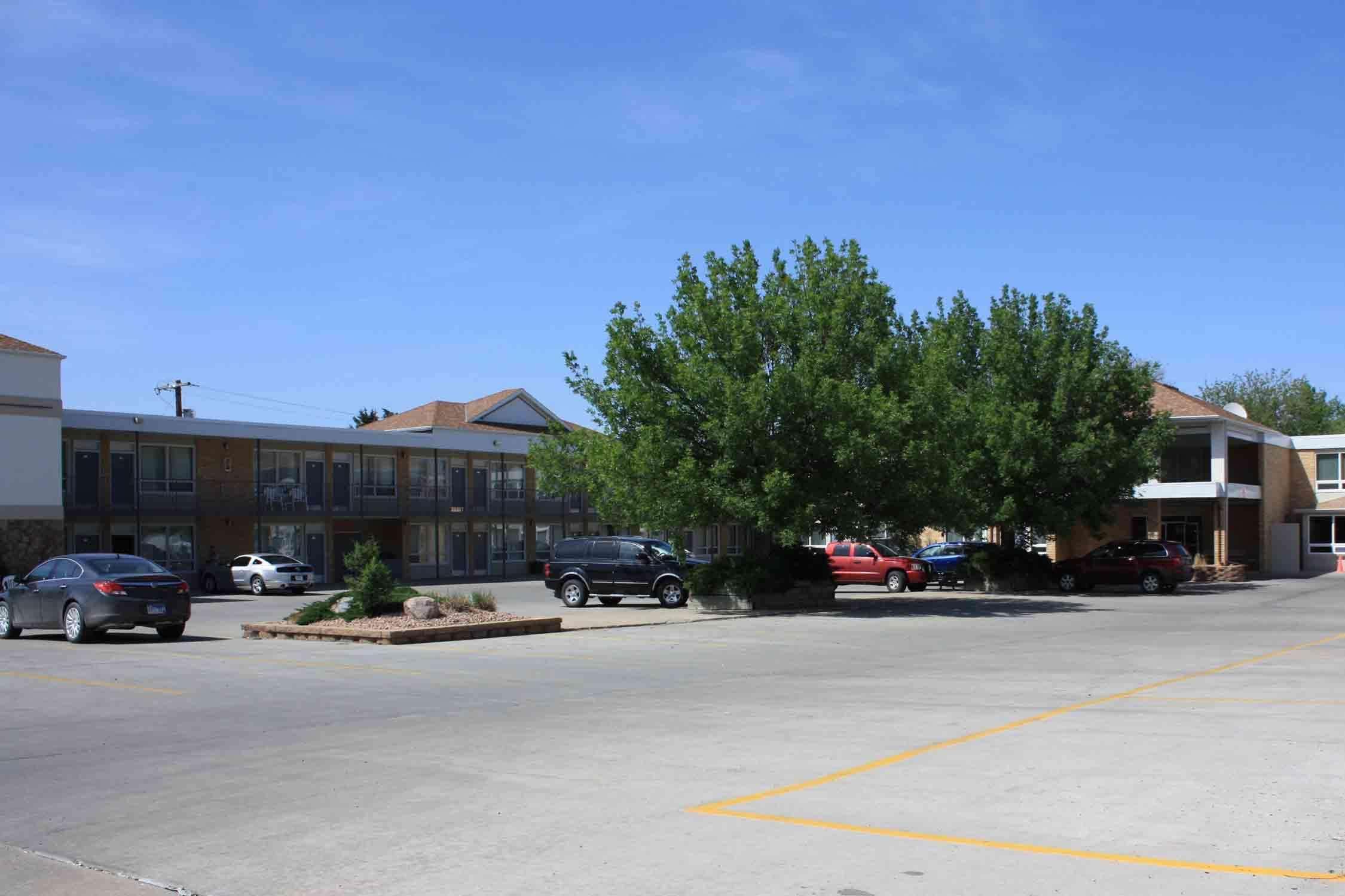 Best Western Lee'S Motor Inn Chamberlain Exterior photo